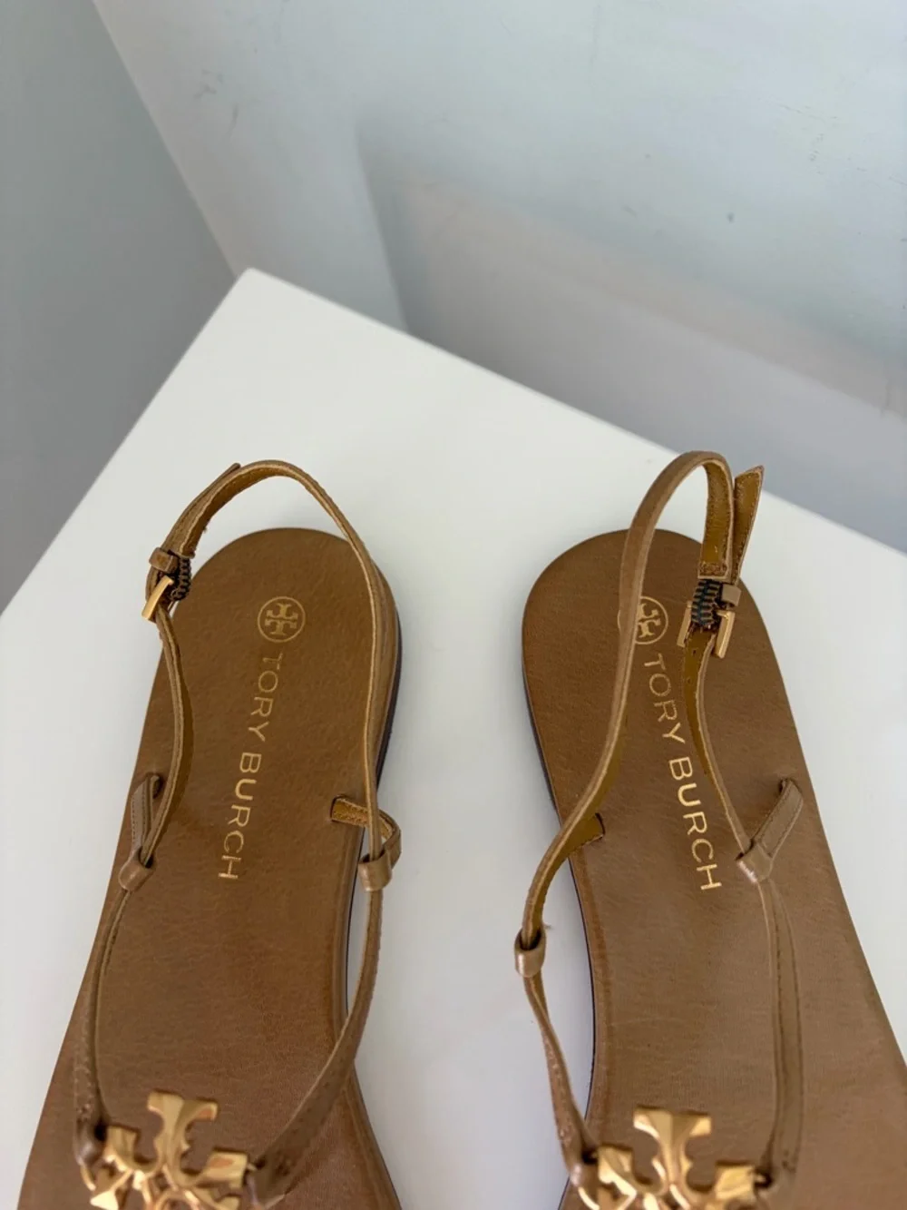 Tory Burch Capri Logo Sandals | Size 11